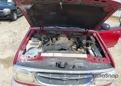 2000 Ford Explorer Eddie Bauer z USA, uszkodzony, nr VIN 1FMDU64EXYZA31080